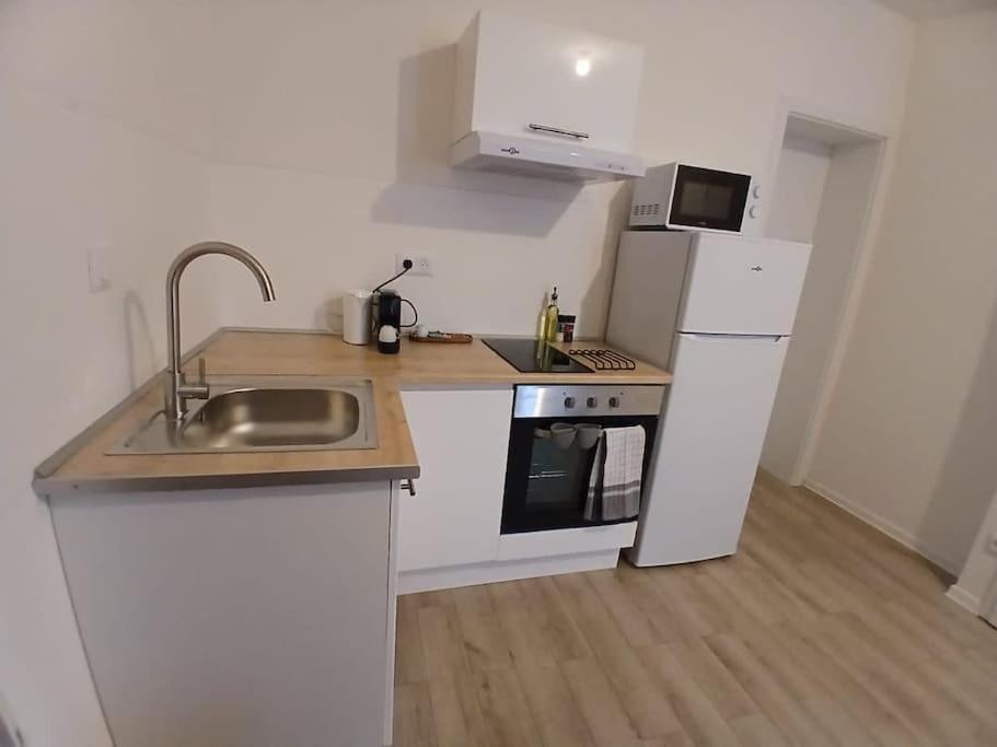 Appartement F1 Orchidee Mulhouse Exterior foto