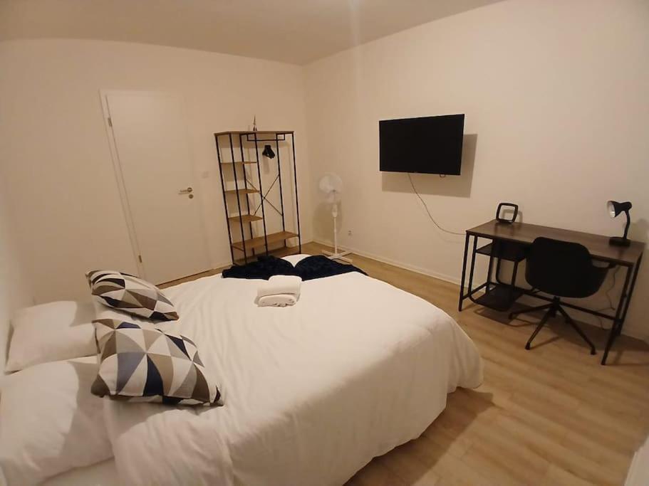 Appartement F1 Orchidee Mulhouse Exterior foto